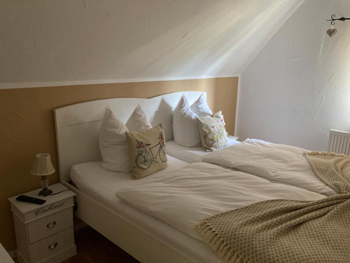 Guest House Dommitzsch Ngoại thất bức ảnh