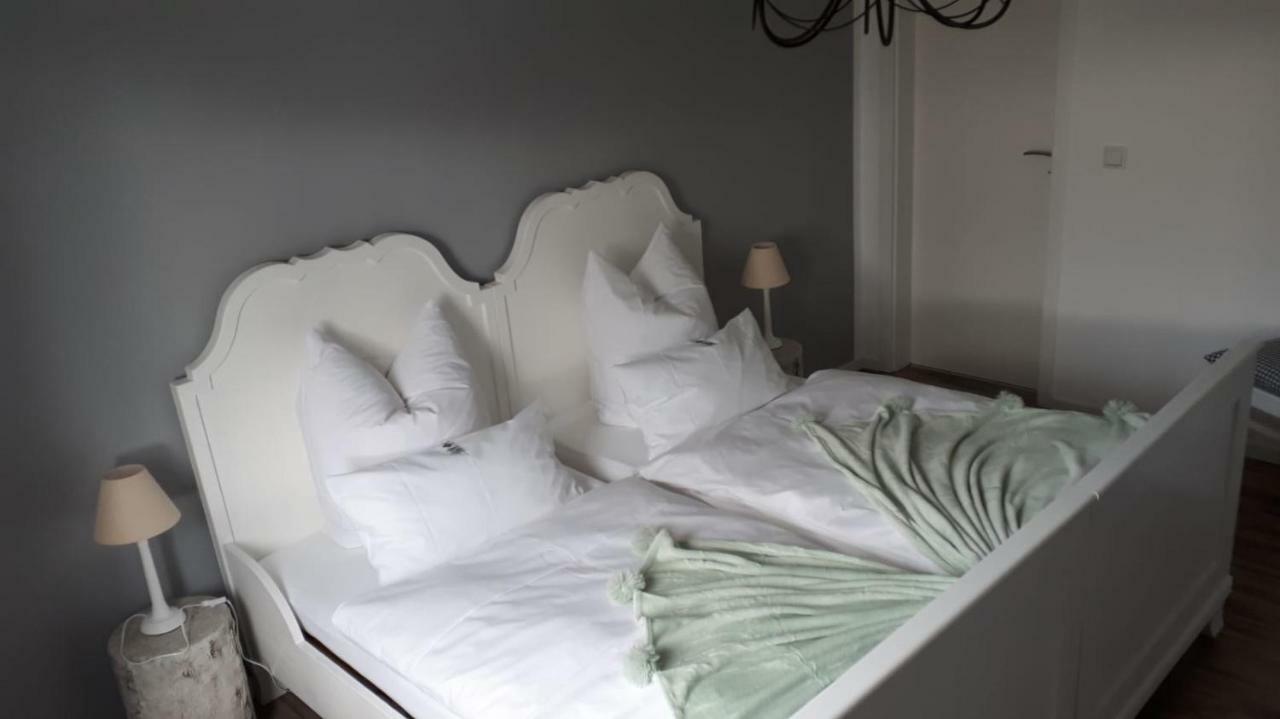 Guest House Dommitzsch Ngoại thất bức ảnh